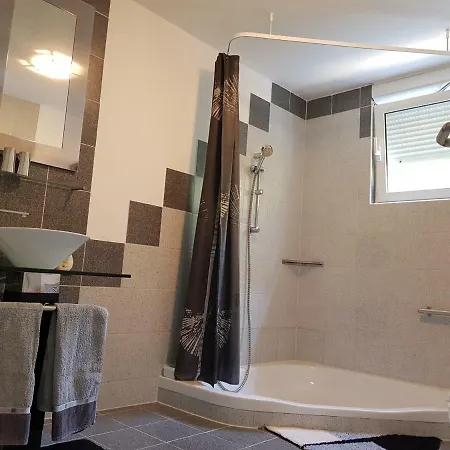 Modern Apartament Near Sea アパート